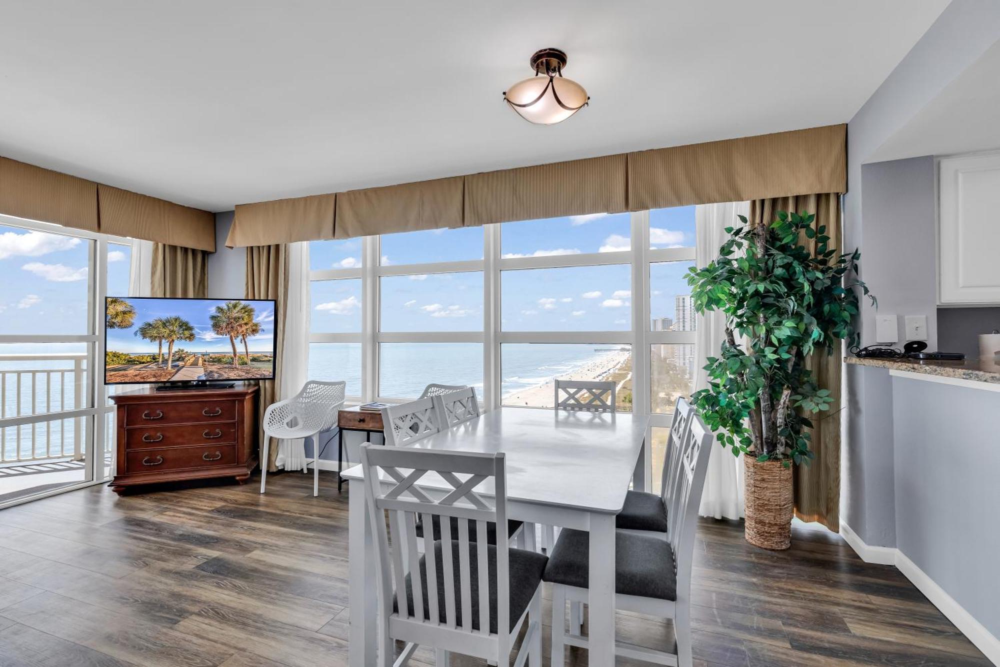 Stunning Condo With Wall-To-Wall Windows Overlooking Ocean Миртл-Бич Экстерьер фото