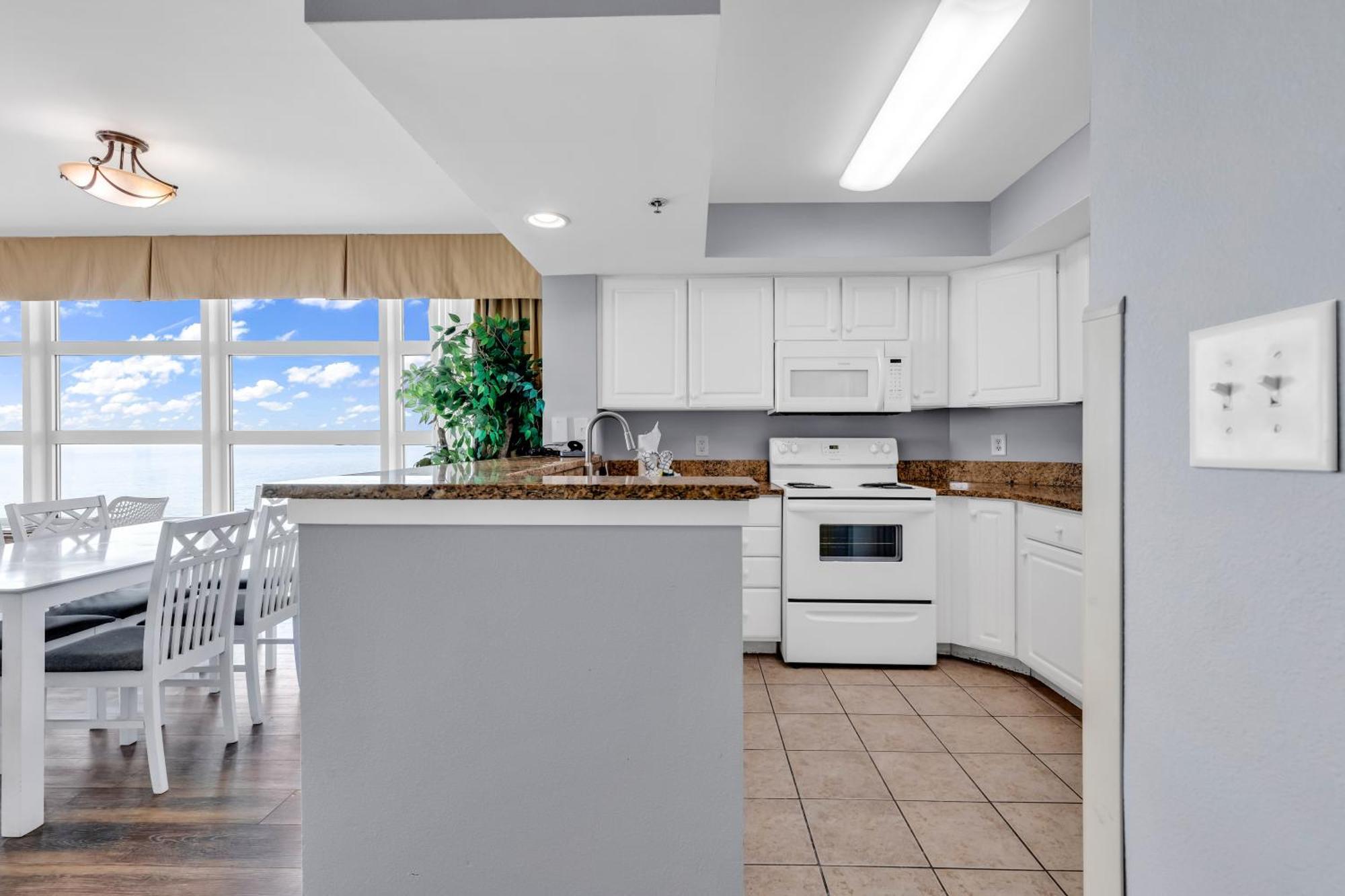 Stunning Condo With Wall-To-Wall Windows Overlooking Ocean Миртл-Бич Экстерьер фото